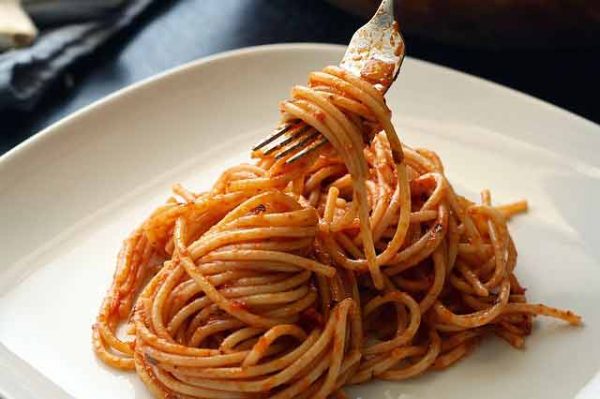 Spaghetti-met-tomaten-papri