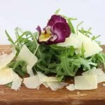 Rucola Parmezaanse kaas salade