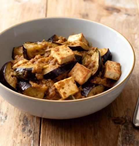 Aubergine-Tofucurry