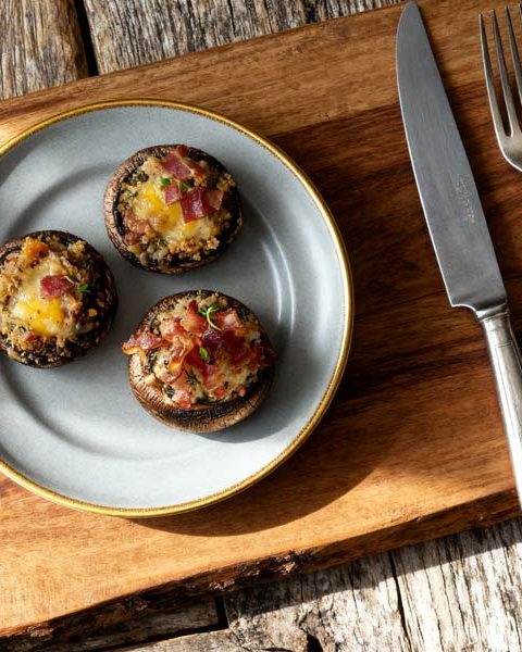 Gevulde champignons met spekjes