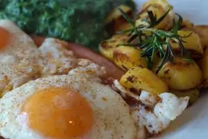 Spinazie met krielaardappeltjes