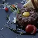 Carpaccio met eigen dressing