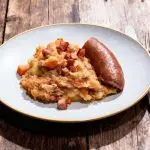 Gele rijst met chorizo