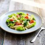 Yoghurtshake met rode vruchten