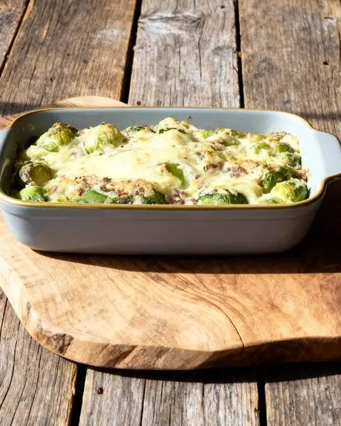 Pittige Spruitjesgratin