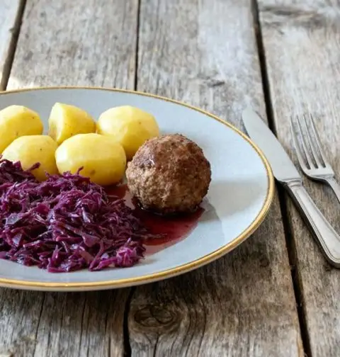 Rode kool met appelstroop en kaneel