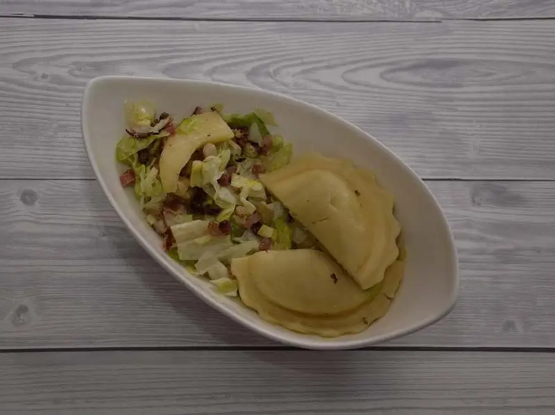 Appel spek salade met ravioli