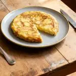 Aardappelschotel met broccoli