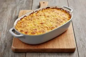 Gegratineerde zuurkoolschotel