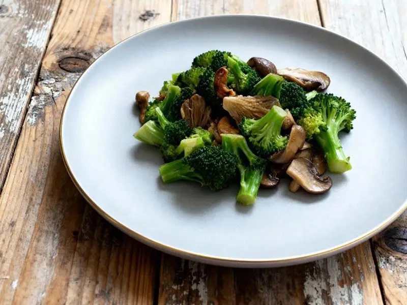 Geroerbakte broccoli en oesterzwammen