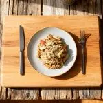 Gehaktbrood pesto met basilicumsaus