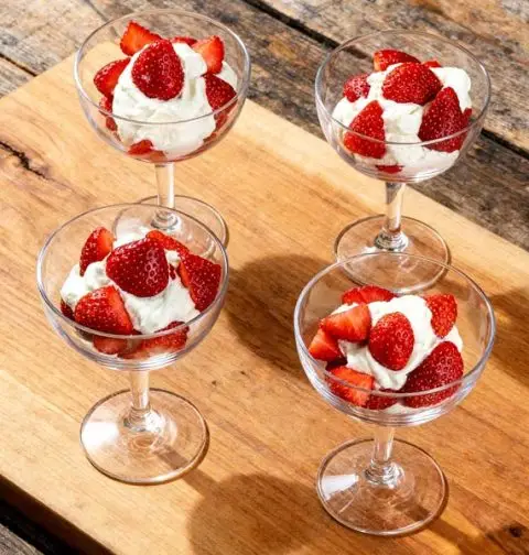 Mascarponekwark met aardbeien