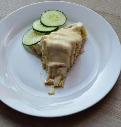 Toast cirkel met ham en kaas