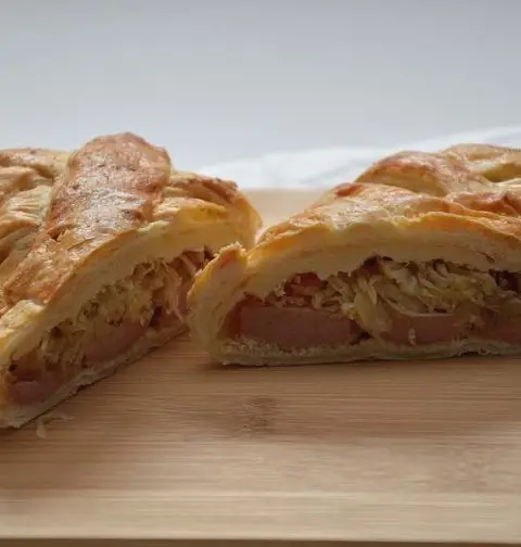 Zuurkoolstrudel met rookworst