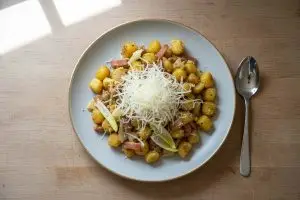 Krieltjes carbonara